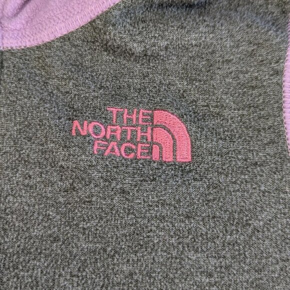 The North‎ Face Girls Fleece Full Zipp Jacket In Purple Gray Pink - Picture 2 of 9